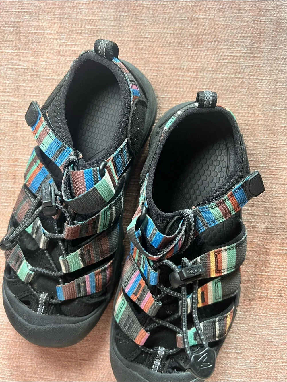 KEEN big kids size 2 closed toe Sandals with Multicolor Stripes water shoes